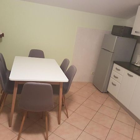 Apartment Danica Брела Экстерьер фото